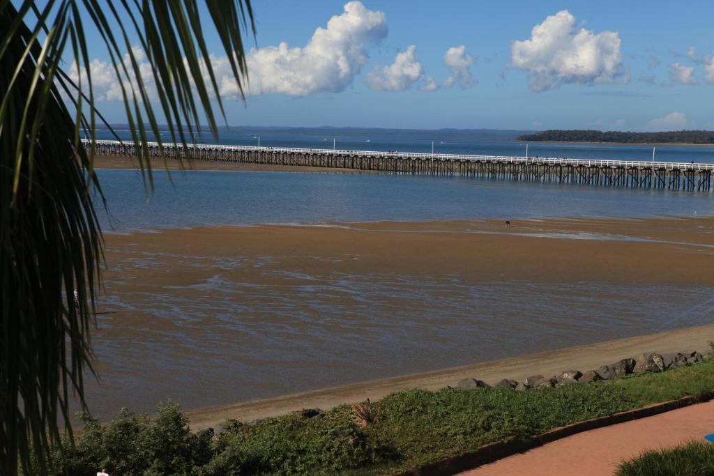 Pier Resort Urangan Zimmer foto